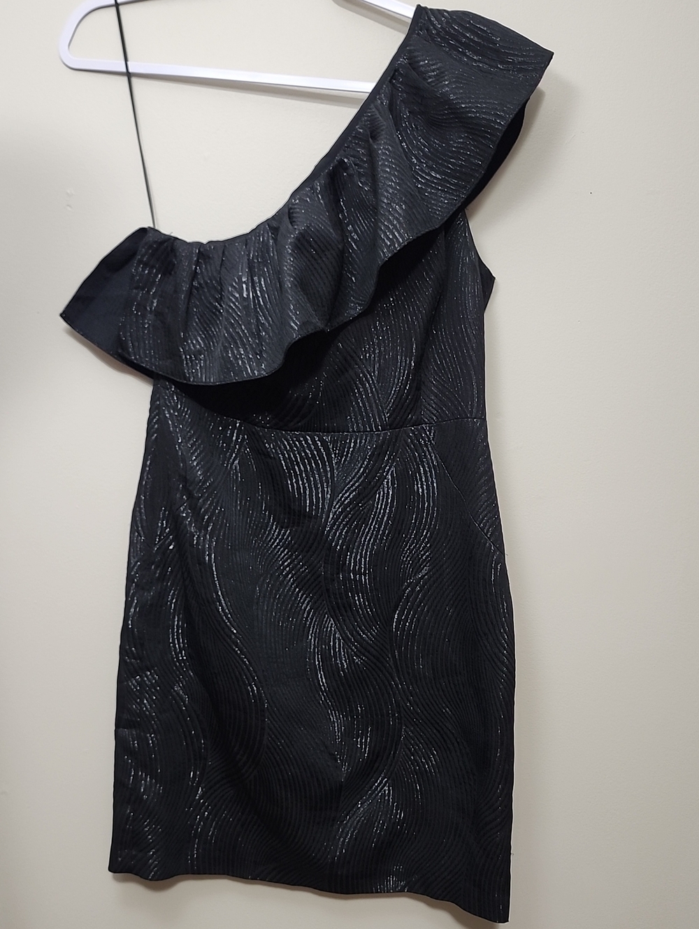 Halston Shimmer Black Jacquard One Shoulder Ruffle Cocktail Dress Size 10